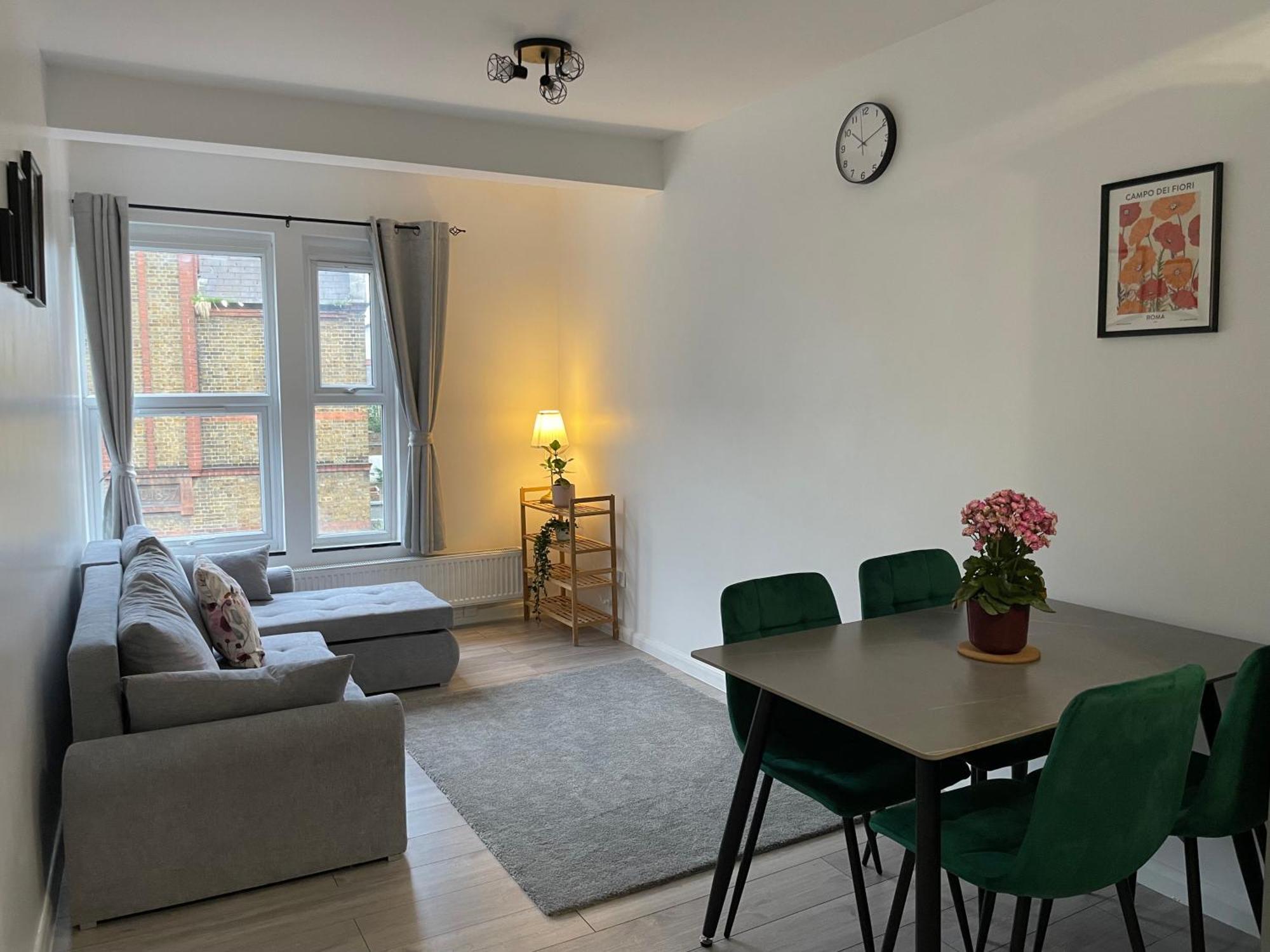 Ferienwohnung Seven Sisters Hideaway London Exterior foto